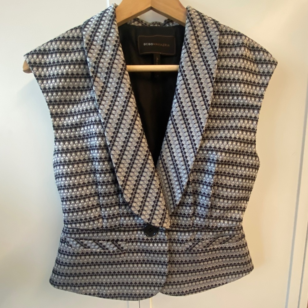 BCBGMaxAzria vest Size XS